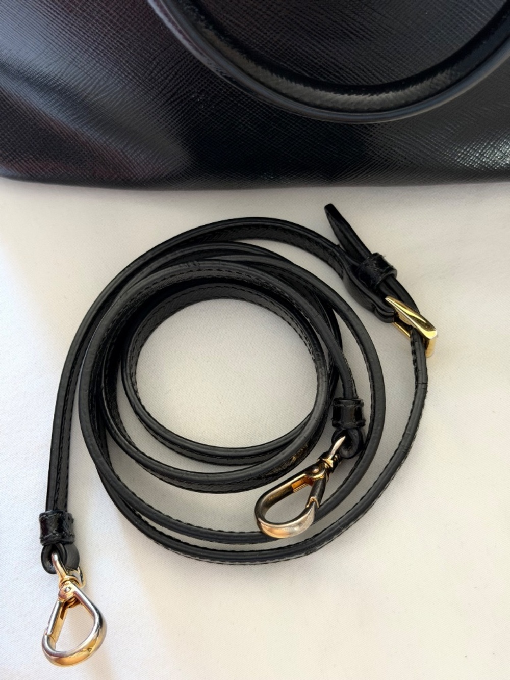 Prada bag - Picture 7 of 9